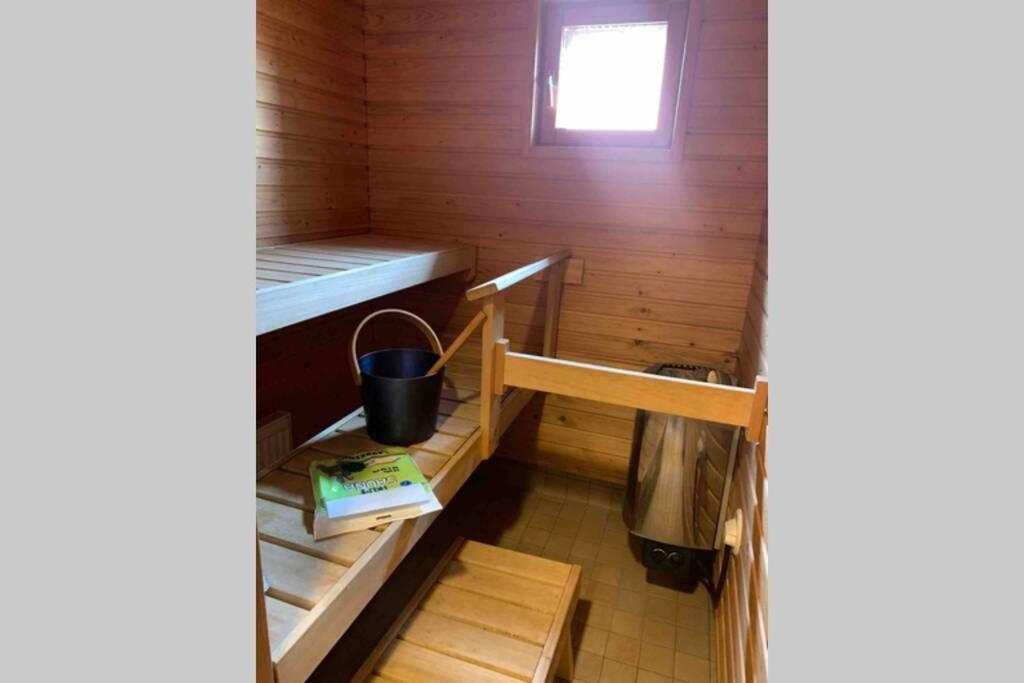 Апартаменти Luxus House With Sauna Nearby Airport Вантаа Екстер'єр фото