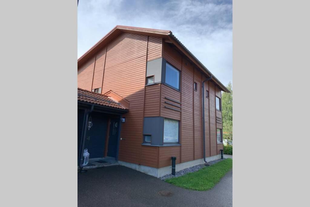 Апартаменти Luxus House With Sauna Nearby Airport Вантаа Екстер'єр фото